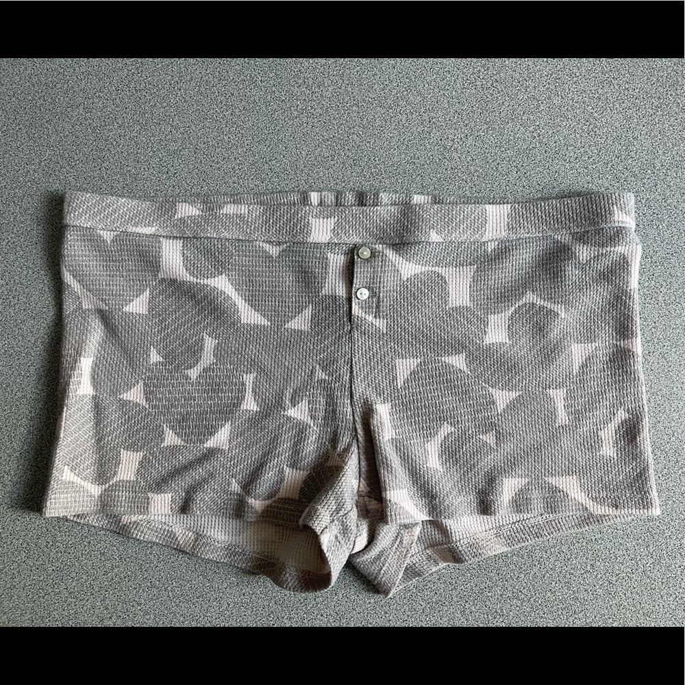 Aerie Heart Print Lounge/Sleep Shirts Size Large
